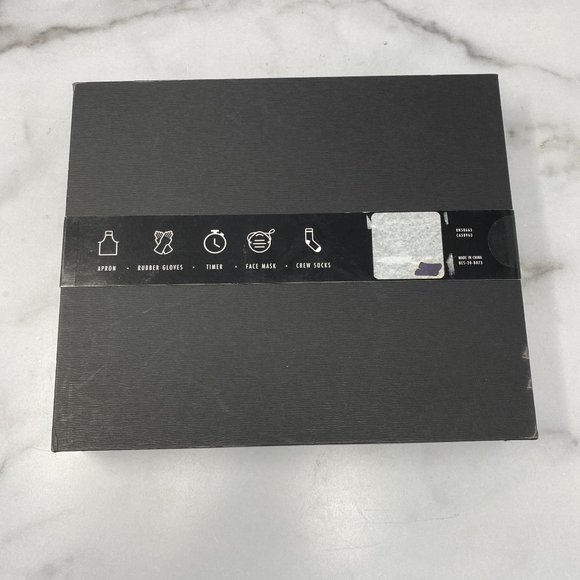 Nordstrom Bespoke Tailored Menswear Diaper Duty Protection Dad Kit - Picture 2 of 2